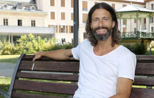 1657243201076031311.jpg giroud-signe-a-l-as-monaco-1544797558.jpg